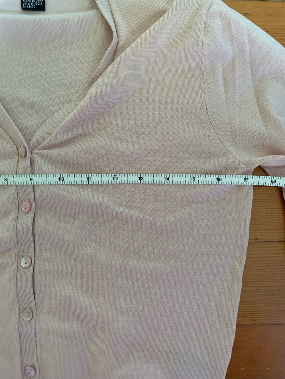 August Silk brand Women's Light Pink V-Neck Button Cardigan Sweater - Picture 4 of 5